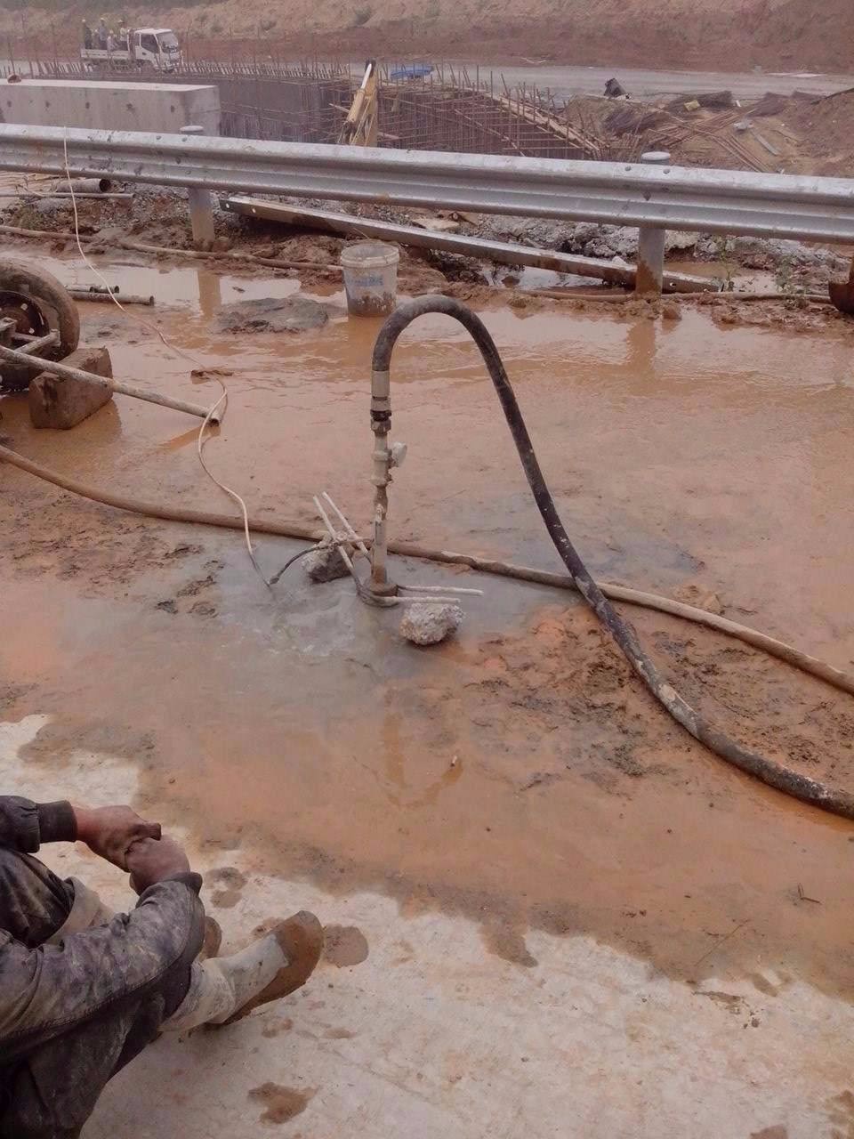 浩口原种场路基压密注浆